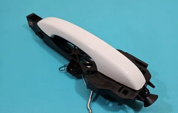 Rear door exterior handle