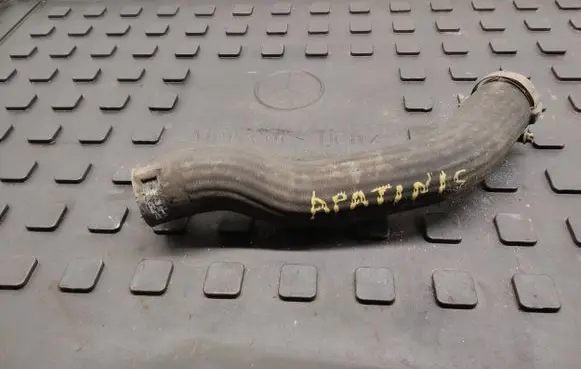 KIA Sportage Intercooler hose/pipe