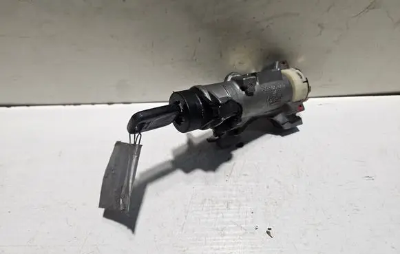 Audi A4 S4 B5 8D Ignition lock 4D0905851A