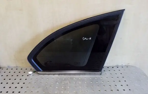 Chevrolet Captiva Rear side window 96622513