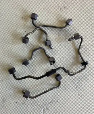 BMW 5 E60 E61 Fuel Injector clamp holder 13537800605
