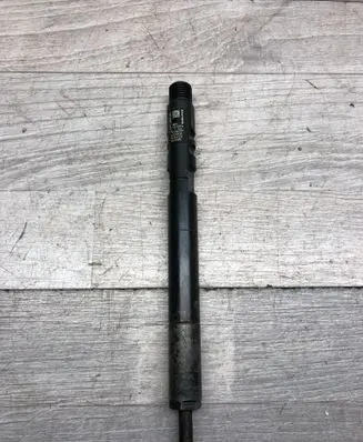 Mercedes-Benz E W211 Fuel injector A6460700987