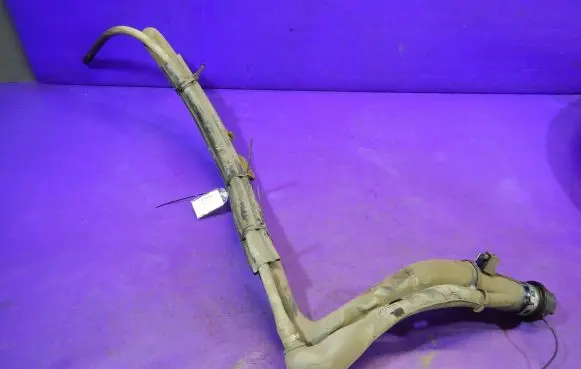 Fuel tank filler neck pipe