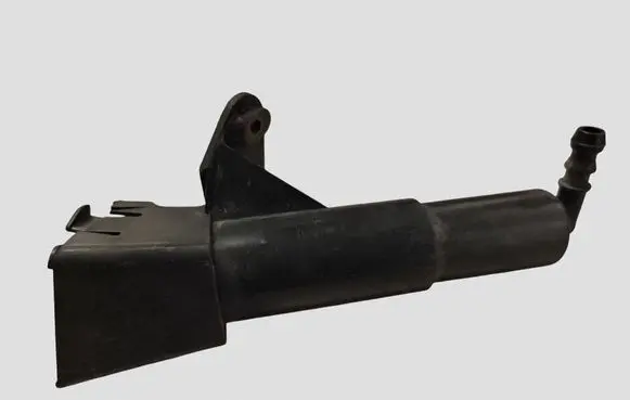 Toyota Avensis T250 Headlight washer spray nozzle