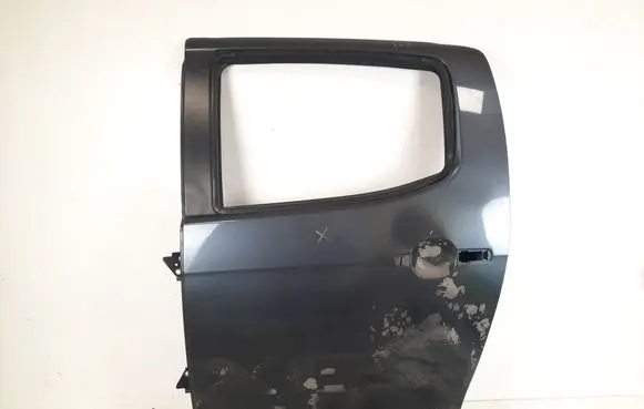Isuzu D-Max Rear door