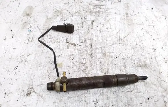 Audi A4 S4 B5 8D Fuel injector 028130201S