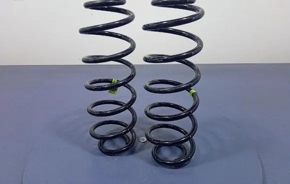 KIA Stonic Rear coil spring 55335H8GB0