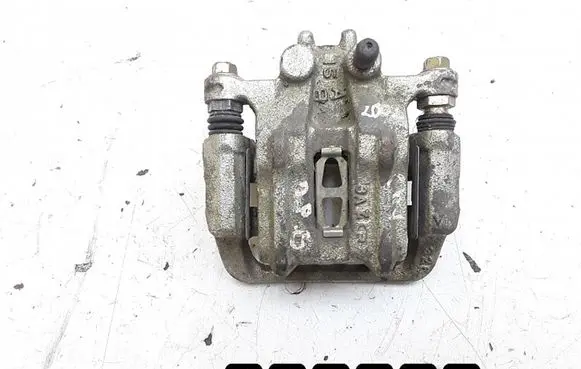 Honda CR-V Front brake caliper