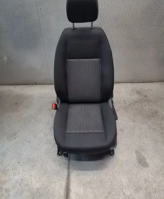 Mercedes-Benz CLA C118 X118 Front driver seat 
