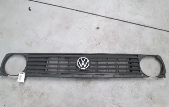 Volkswagen Jetta II Front grill