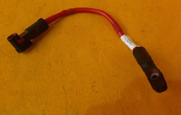 Mercedes-Benz E W238 Positive cable (battery) A2135402070