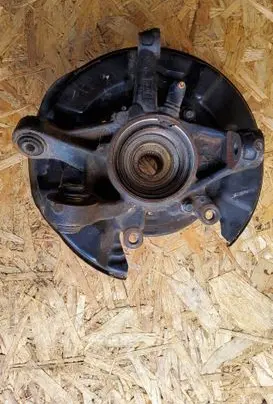 Lexus SC 430 Rear wheel hub