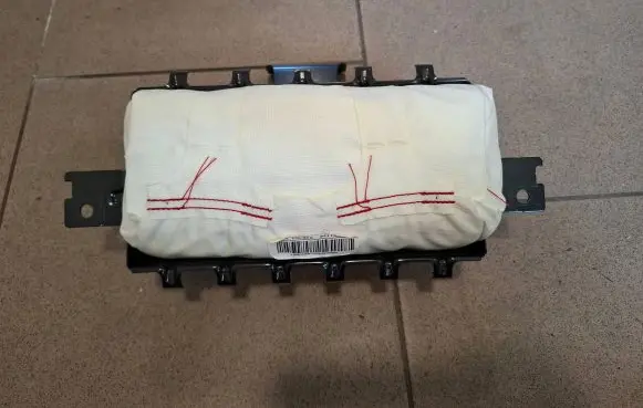 KIA Ceed Passenger airbag A284591010
