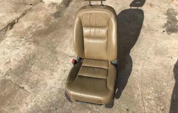 Honda FR-V Front driver seat 