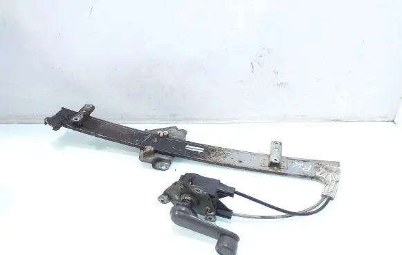 Nissan King Cab Front door manual window regulator 