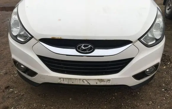 Hyundai ix35 Front bumper 865112Y000