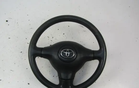 Toyota Yaris Verso Steering wheel 