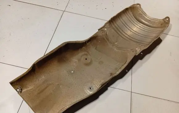 Honda FR-V Exhaust heat shield 
