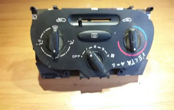 Peugeot 206 Climate control unit 4423401