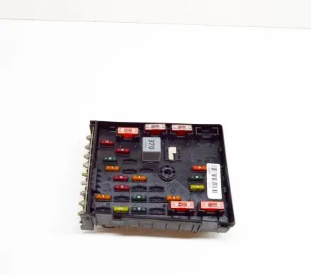 Volkswagen PASSAT B7 Fuse module 3C0937125 63592777