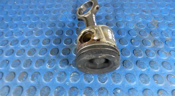 KIA Sportage Piston with connecting rod CARTKIA