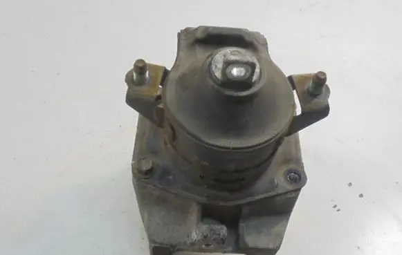 Honda Accord Engine mounting bracket 80SDA