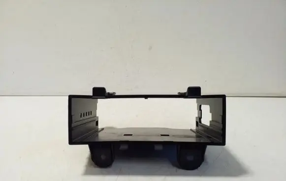 Other center console (tunnel) element