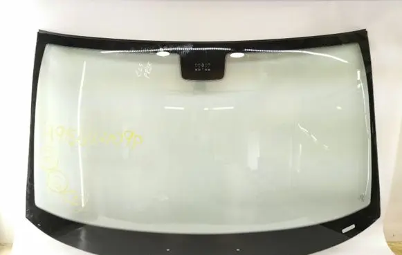 Mercedes-Benz CLS C219 Front windscreen/windshield window A2118701585