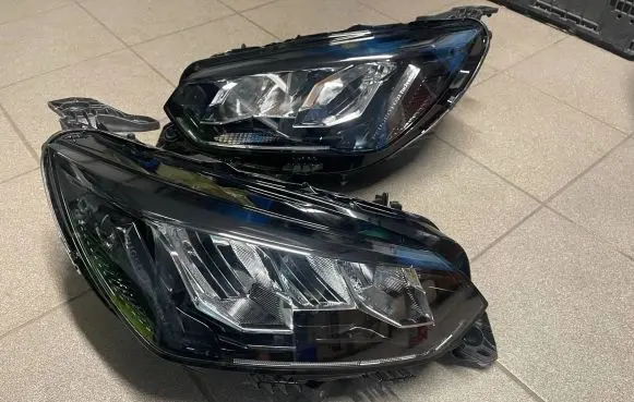 Peugeot 208 Headlight/headlamp 9833036180 9833036380
