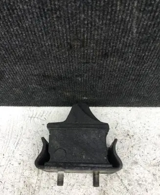 Mercedes-Benz Sprinter W901 W902 W903 W904 Engine mount bracket 9012412513 742646S1