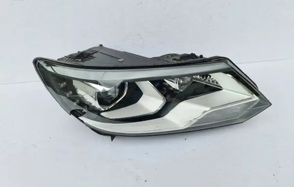 Volkswagen Tiguan Headlight/headlamp