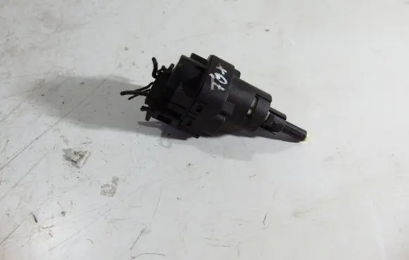 Skoda Octavia Mk2 (1Z) Brake pedal sensor switch 6Q0945511