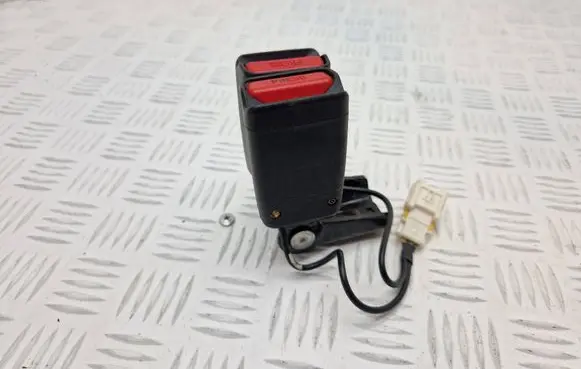 Citroen DS4 Middle seatbelt buckle (rear) 96737609XT 306904300G21