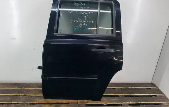 Jeep Patriot Rear door