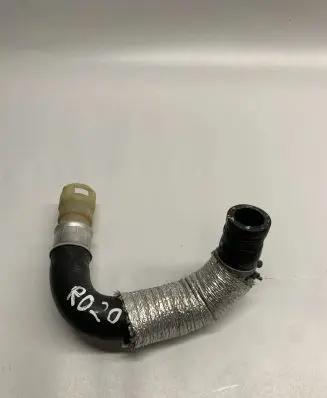 Ford Mustang VI Engine coolant pipe/hose FR3318K579