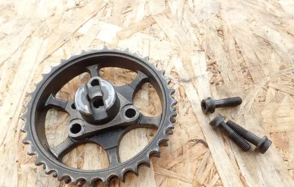 Jeep Grand Cherokee (WK) Timing chain sprocket A61105