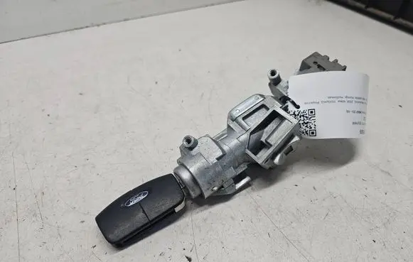 Ford Focus C-MAX Ignition lock 3M513F880AD