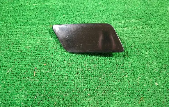 Audi Q3 8U Headlight washer spray nozzle cap/cover 8U0955276F