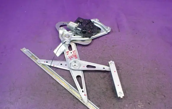 Renault Scenic III - Grand scenic III Front door window regulator with motor 807300011R