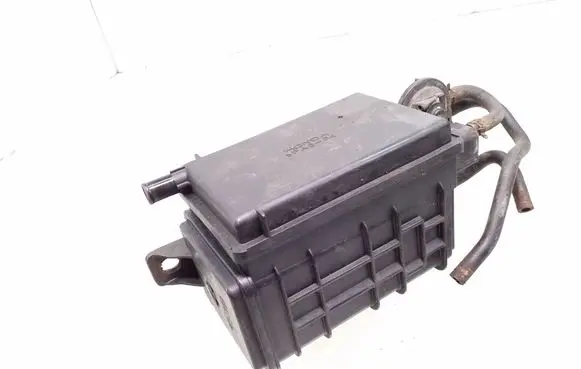 Active carbon filter fuel vapour canister