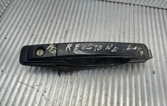 SsangYong Rexton Front door exterior handle 7245278
