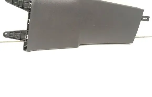 (B) pillar trim (bottom)