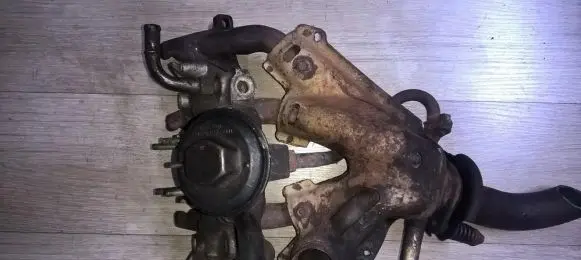 Renault 19 Exhaust manifold 17085046