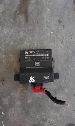 Volkswagen PASSAT B7 Gateway control module 1K0907530P 1K0907951 403948