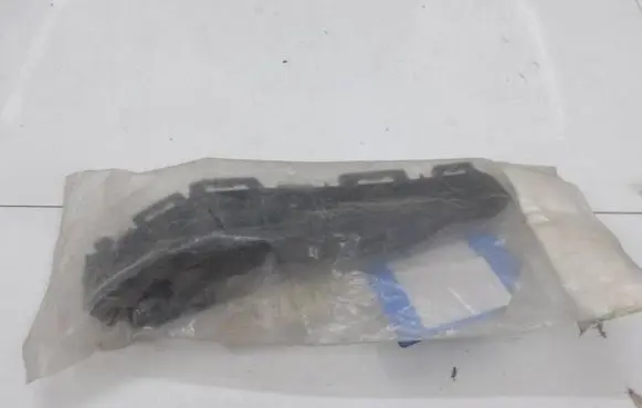 Nissan Leaf I (ZE0) Headlight part 62220-4A00A