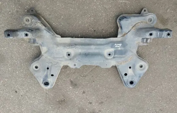 Peugeot 2008 I Front subframe
