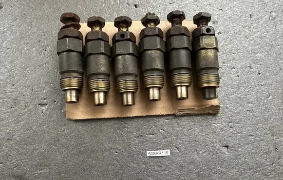 Nissan Patrol Y60 Fuel injector 1661005E00 1662050L85 1661005E10