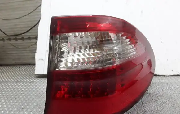 Mercedes-Benz E W211 Rear/tail lights