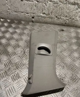 BMW 5 F10 F11 (B) pillar trim (top) 9116350