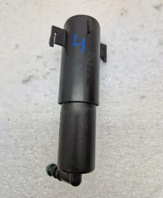BMW X6 E71 Headlight washer spray nozzle 7308525-03